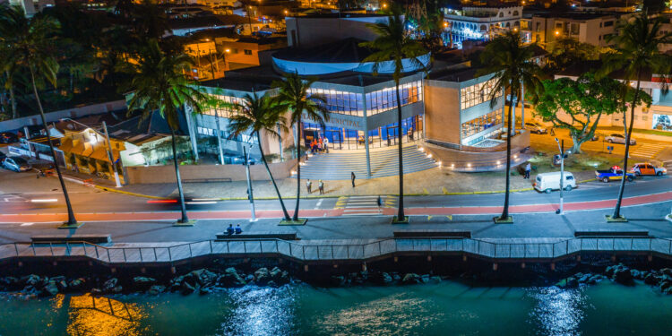 Festival HAHAHA movimenta São Sebastião com mais de 15 atrações e humor gratuito