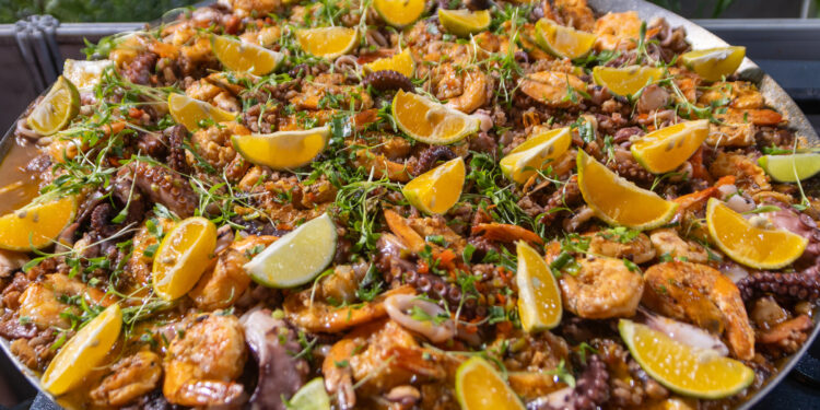 Prefeitura de São Sebastião realiza 8º Festival Gastronômico Caiçara com chefs e atrações