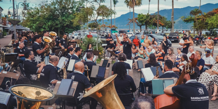 Banda Municipal de São Sebastião se apresenta no domingo no Complexo Turístico da Rua da Praia